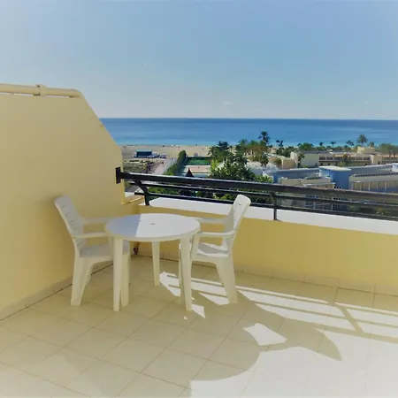 Appartement Mit Terrasse Direkt Am